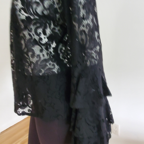 Top - Picture 3 of 7